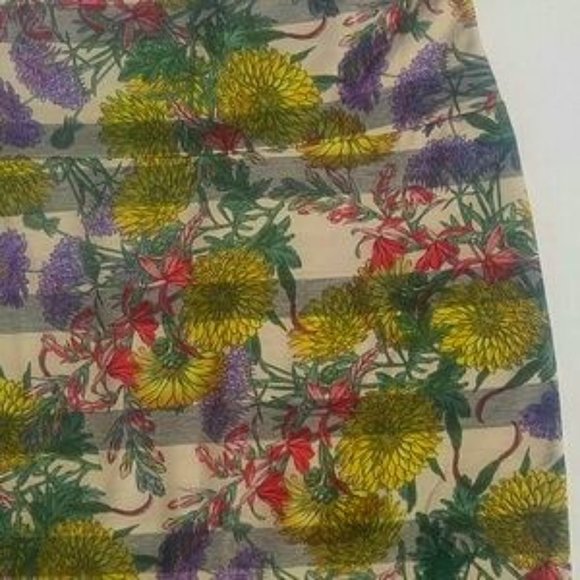 LuLaRoe Cassie Pencil Polyester Spandex SZ S - Picture 3 of 3